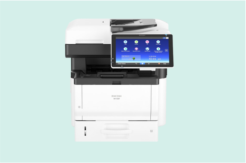 Impresora inkjet compacta de color blanco con cartuchos de tinta visibles, ideal para uso doméstico y pequeña oficina